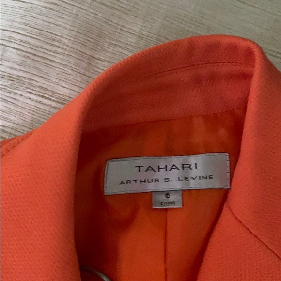 Tahari Arthur S Levine Orange Blazer - Picture 2 of 3